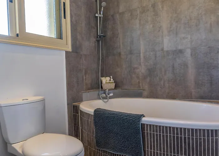 3bedroom Sweet Sunset With Pool St George Pegeia ヴィラ