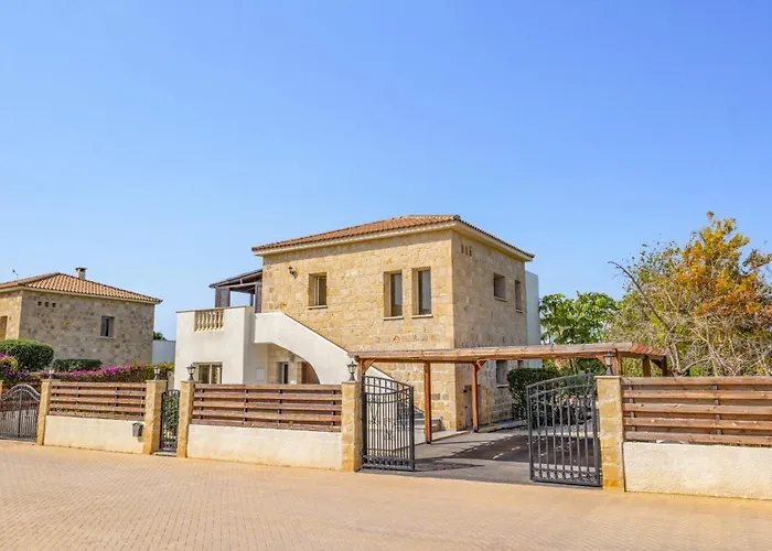 3bedroom Sweet Sunset With Pool St George Pegeia Vila *